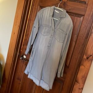 Beach Lunch Lounge button up shirt dress. Grey. Small